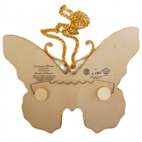 FINE PORCELAIN - ENCHANTED WINGS Artist Design C2987 Collectable Vintage - Picture 6 of 9